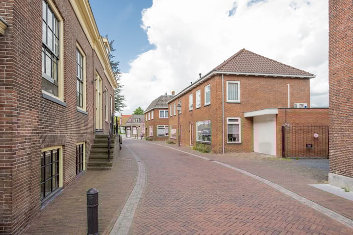 Photo 39 of Nieuwstraat 15