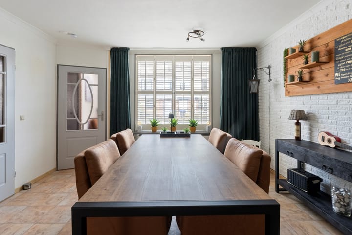 Foto 9 van Kruiszwin 2330