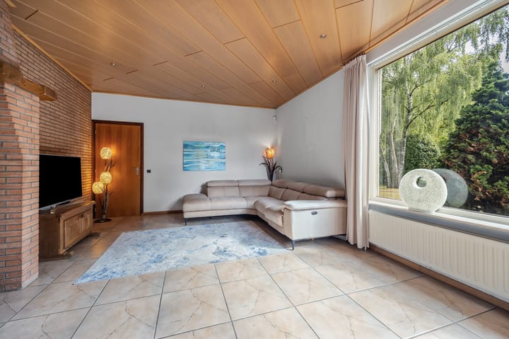 Foto 10 van Roosendaalseweg 33