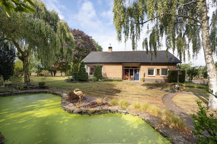 Foto 41 van Roosendaalseweg 33