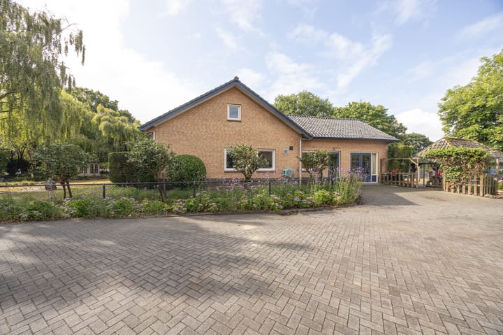 Foto 43 van Roosendaalseweg 33