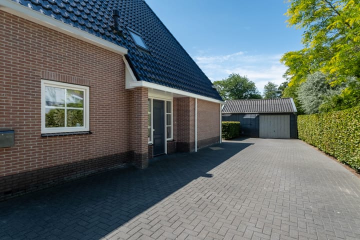 Foto 10 van Tsjerkepaed 2-A