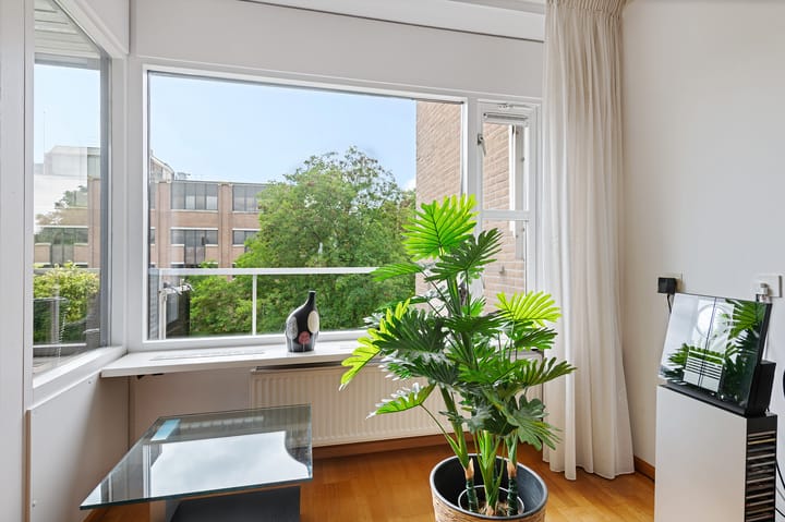 Foto 14 van Hazepaterslaan 256