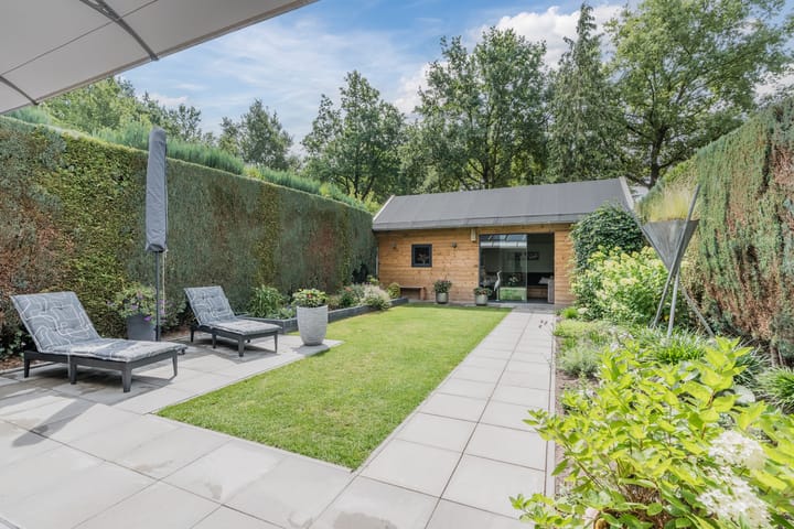 Foto 5 van Dollarhof 15