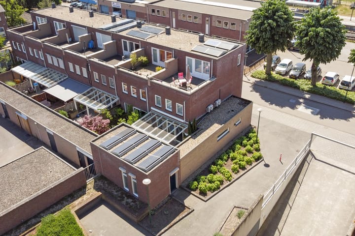 Foto 3 van Stationsplein 112