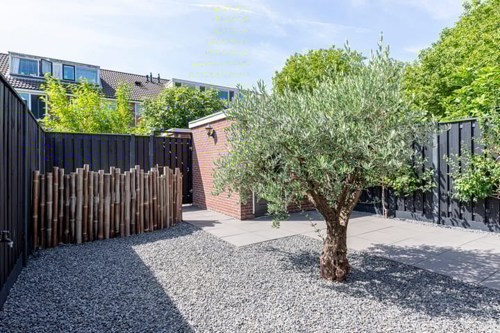 Foto 15 van Gravestein 45