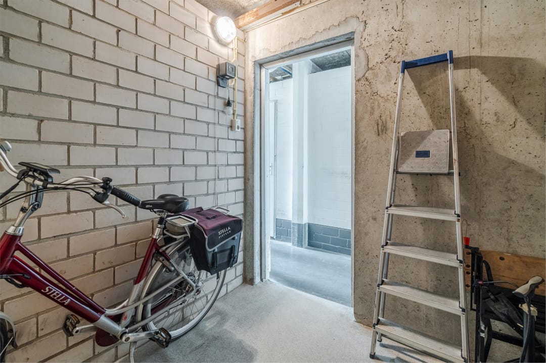 Foto 47 van Veenbesstraat 150