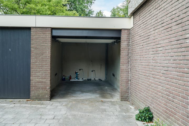 Foto 48 van Veenbesstraat 150