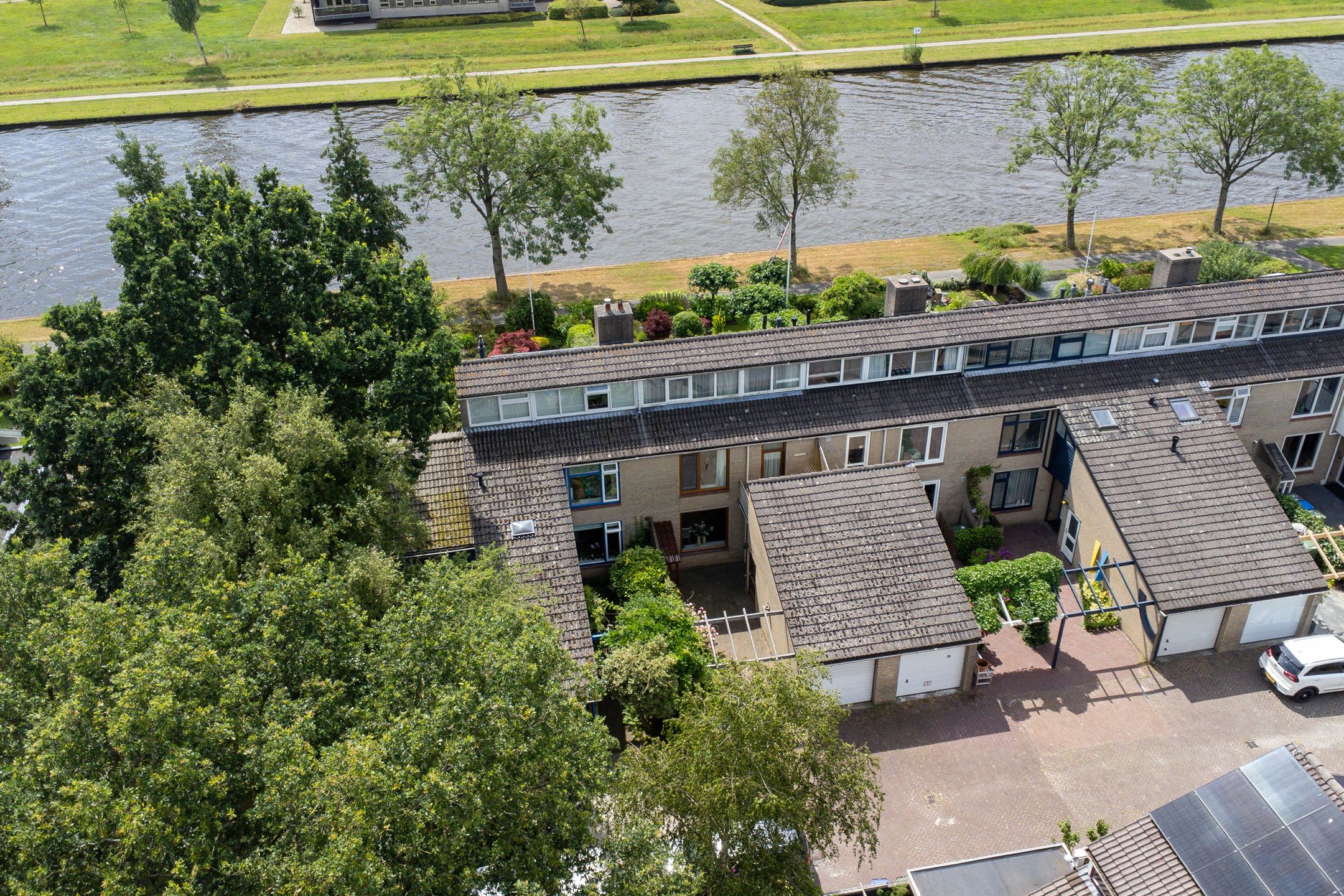 Photo 45 of Ereprijs 98