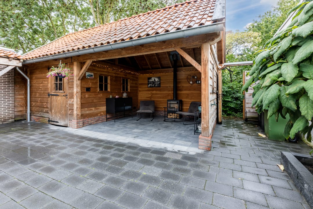 Photo 28 of Wilhelminastraat 22