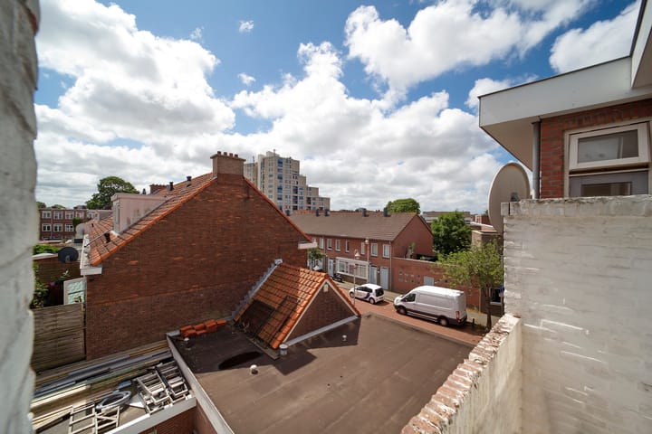 Photo 3 of Rosseelsstraat 84