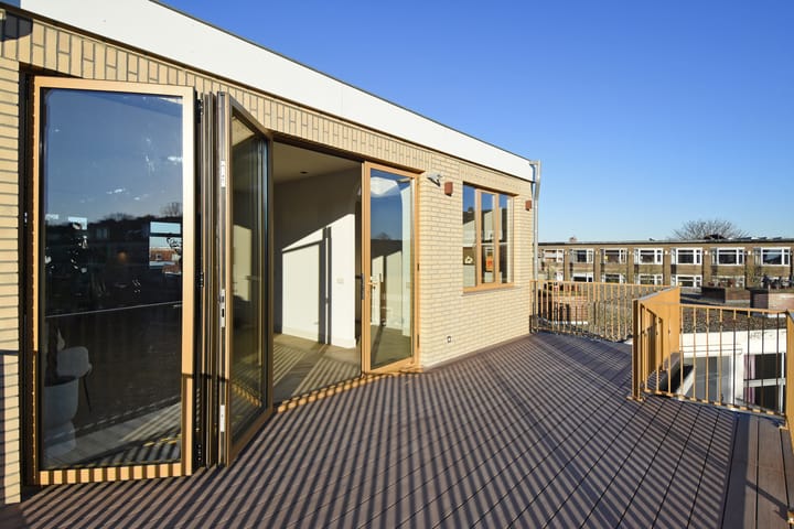 Photo 31 of Ananasstraat 6