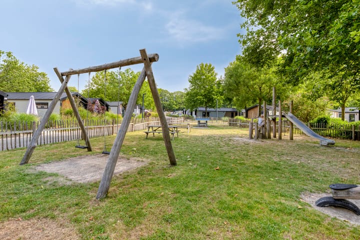 Foto 15 van van Haestrechtstraat 24-104