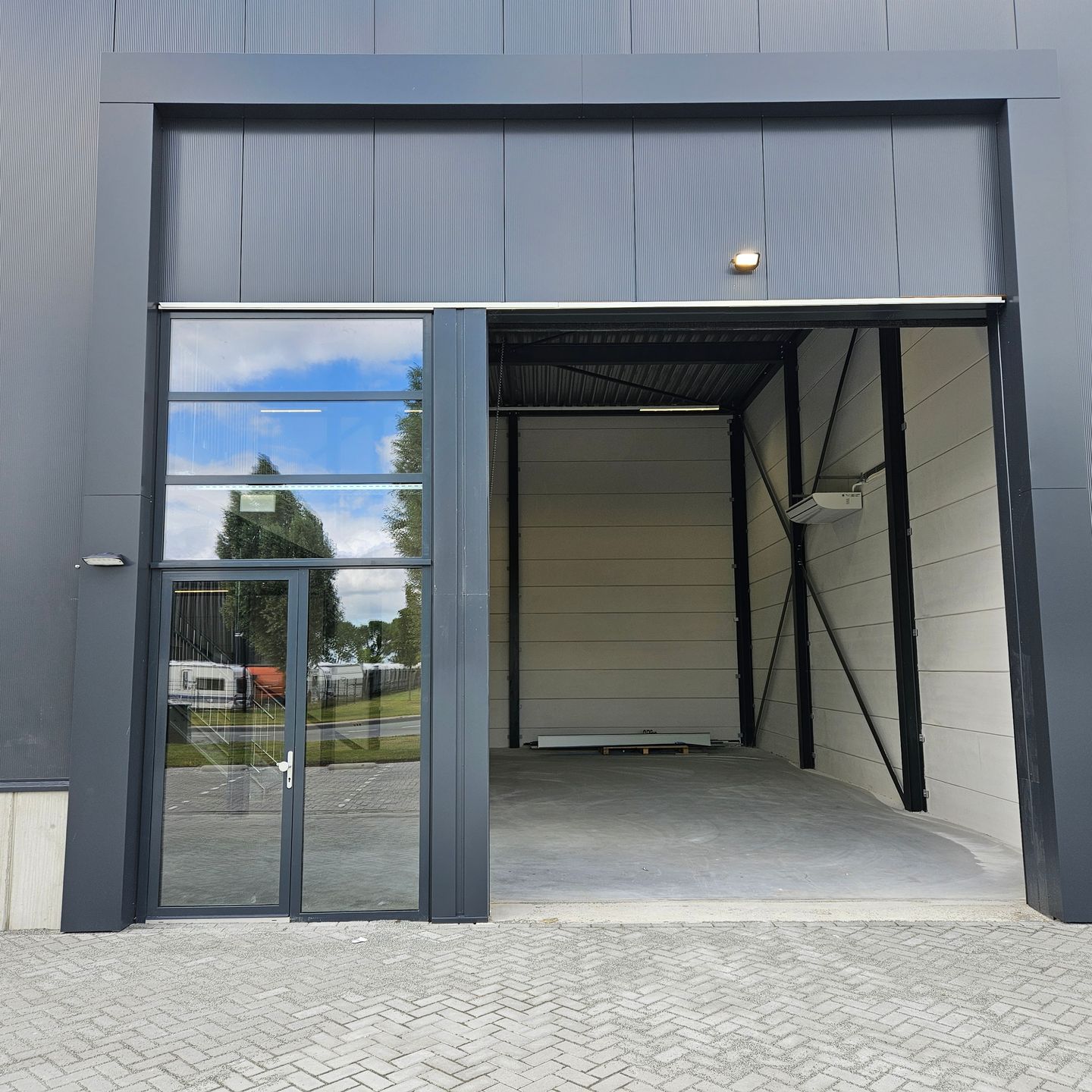 Bekijk foto 4 van Binnenzeestraat 13-B