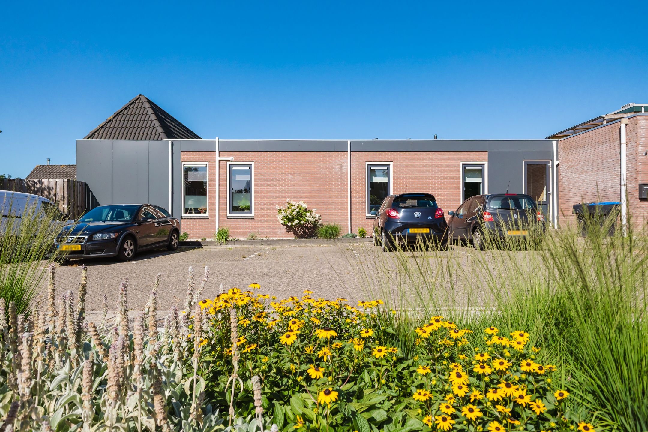 Photo 9 of van Brederodestraat 63