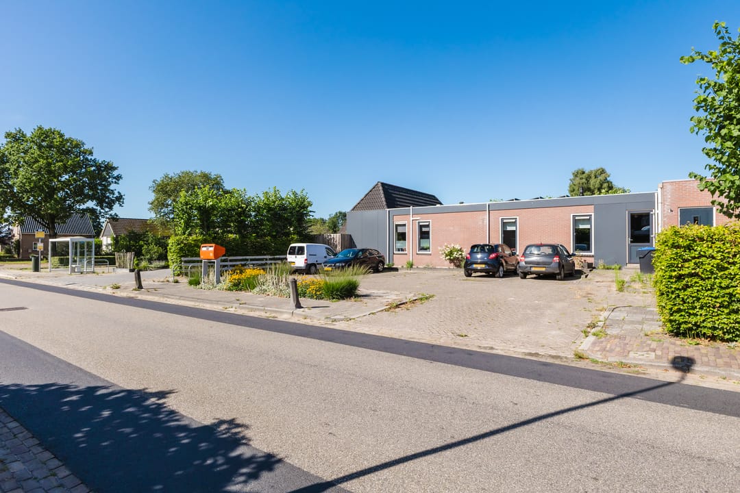 Photo 16 of van Brederodestraat 63