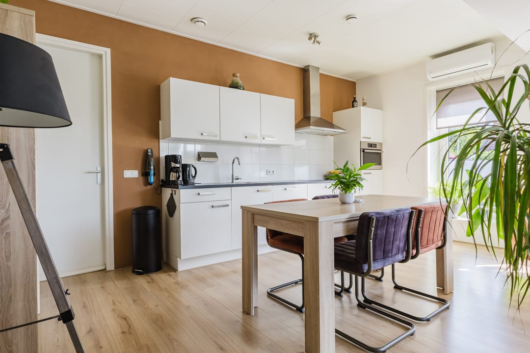 Photo 22 of van Brederodestraat 63