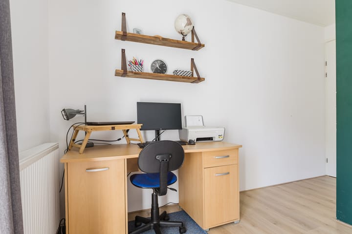 Foto 36 van van Brederodestraat 63