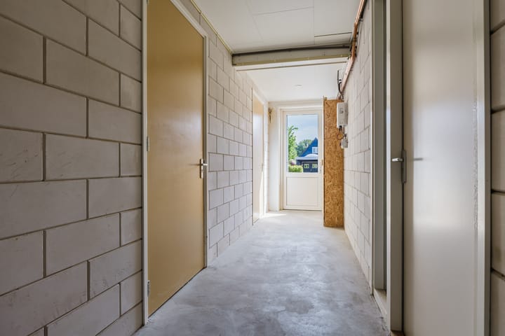 Foto 39 van van Brederodestraat 63