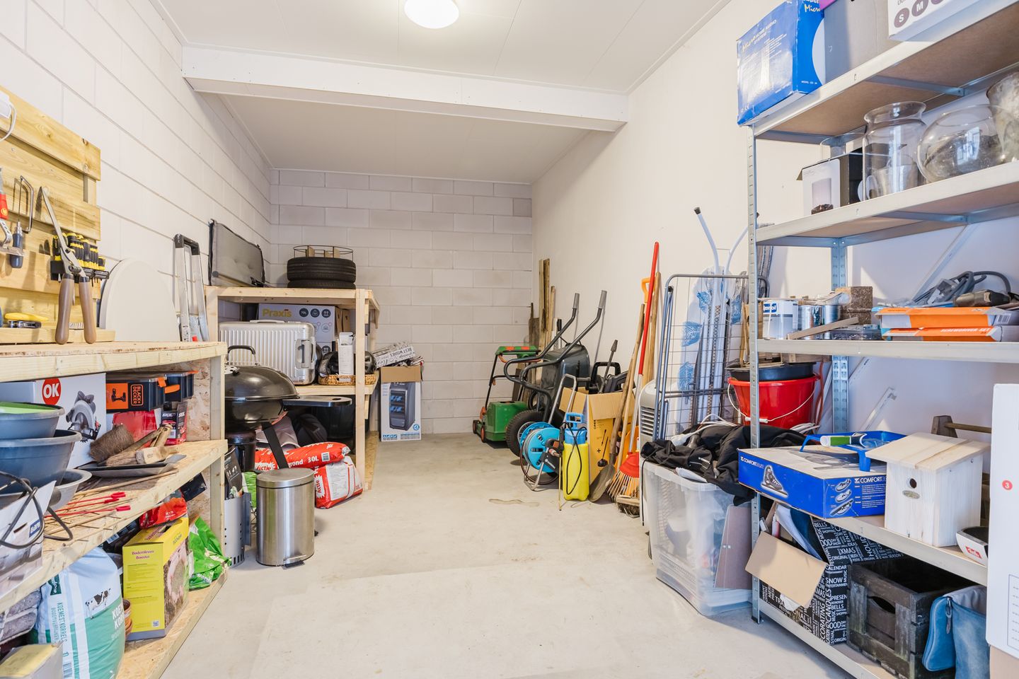 Photo 40 of van Brederodestraat 63