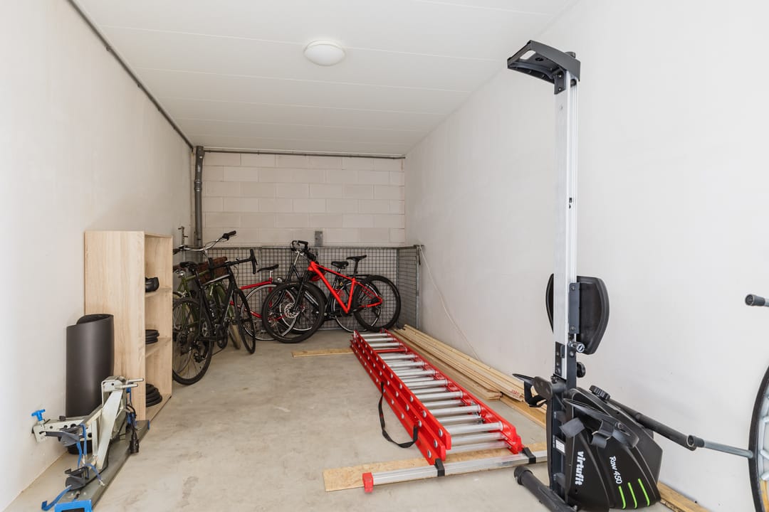 Photo 41 of van Brederodestraat 63