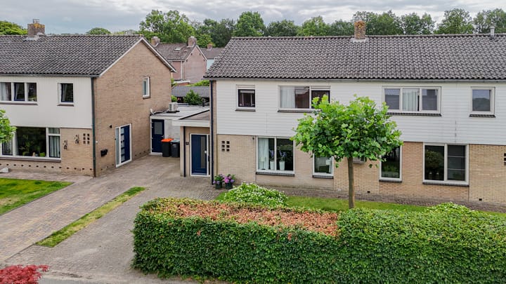 Photo 2 of Entingestraat 13