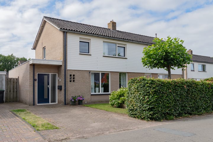 Photo 3 of Entingestraat 13