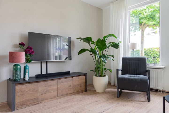 Photo 13 of Entingestraat 13