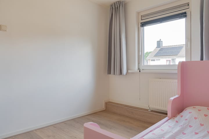 Photo 35 of Entingestraat 13