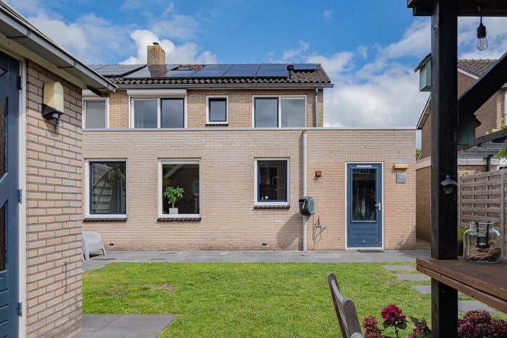 Photo 41 of Entingestraat 13