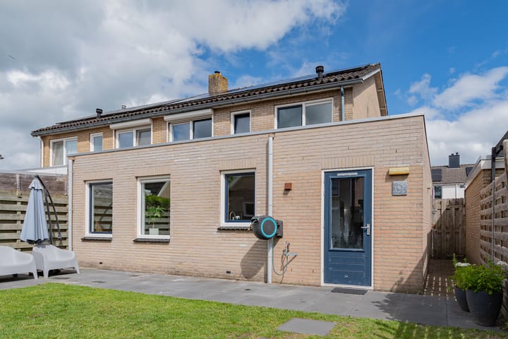 Photo 42 of Entingestraat 13