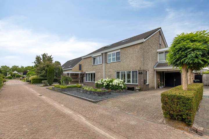 Foto 1 van Zonnedauw 40