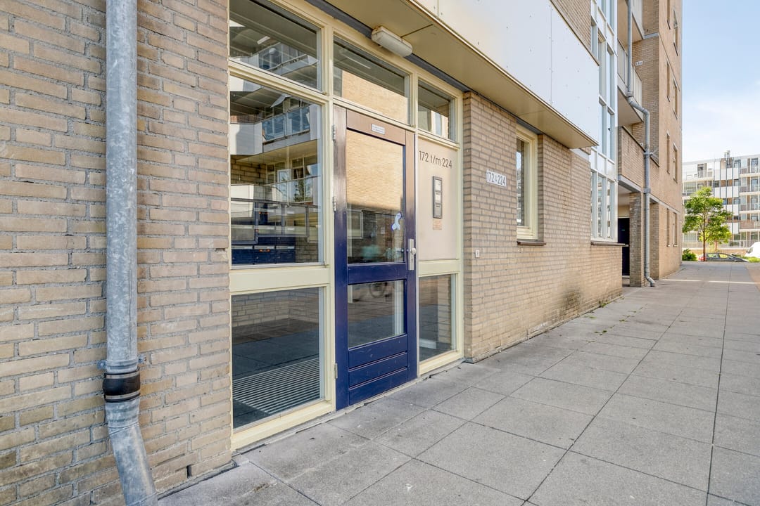 Foto 2 van Henry Moorepassage 200