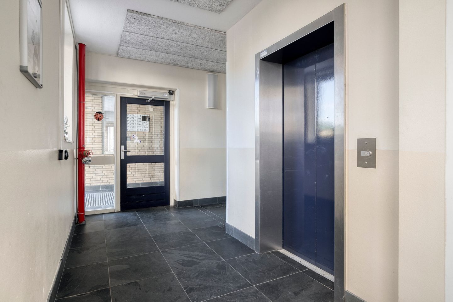 Foto 20 van Henry Moorepassage 200