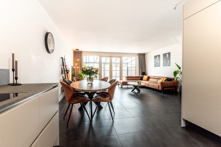 Photo 14 of Karveel 60 45