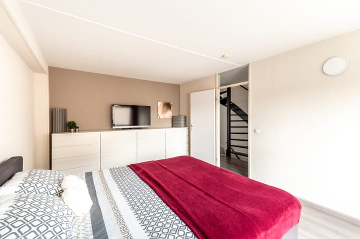 Photo 26 of Karveel 60 45