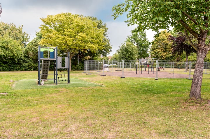 Photo 38 of Karveel 60 45