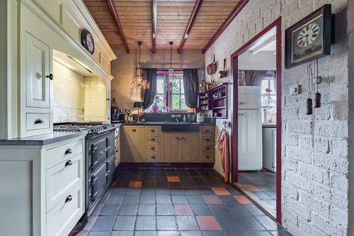 Photo 5 of Pastoriestraat 19