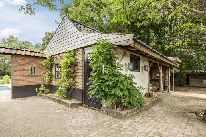 Photo 33 of Pastoriestraat 19