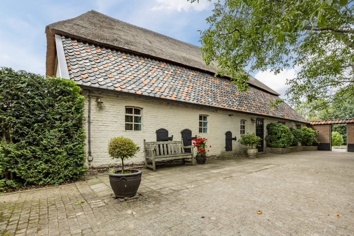 Photo 46 of Pastoriestraat 19