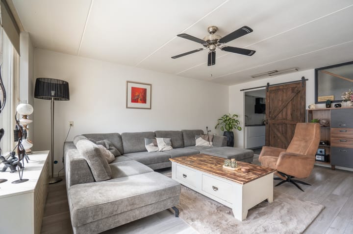 Foto 10 van Staartmolenstraat 15