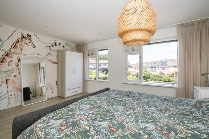 Photo 17 of Palet 25