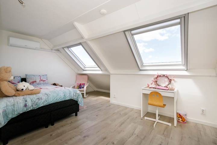 Photo 25 of Palet 25