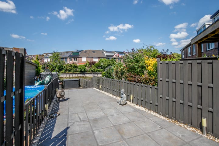 Photo 27 of Palet 25