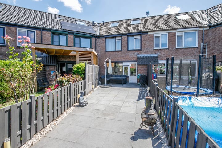 Photo 28 of Palet 25