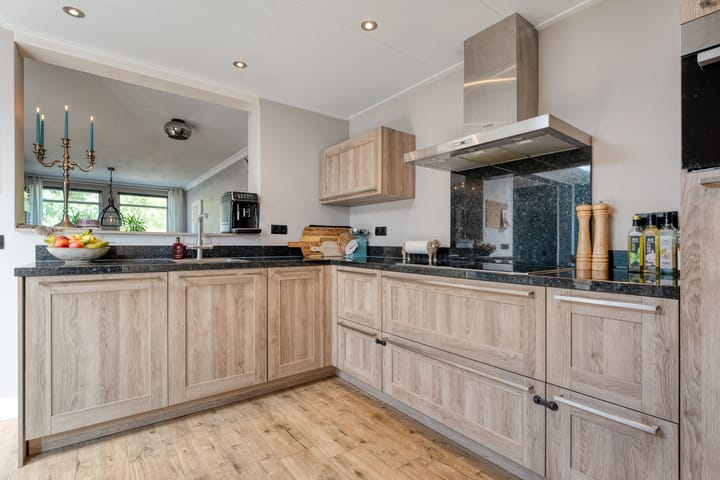 Photo 7 of Vondelstraat 18