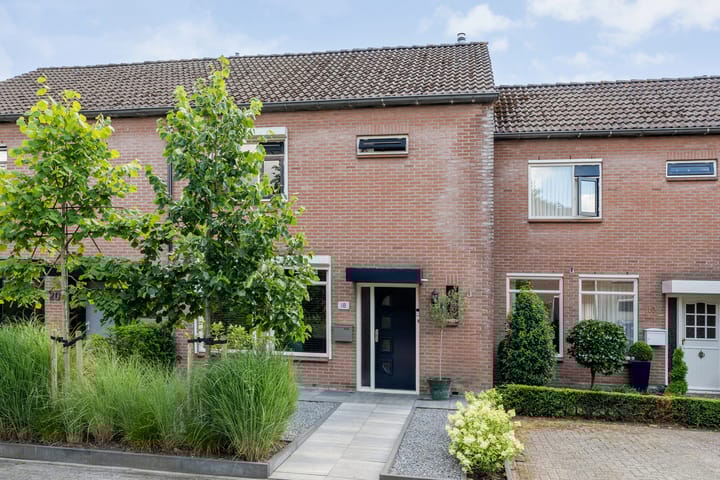 Photo 25 of Vondelstraat 18