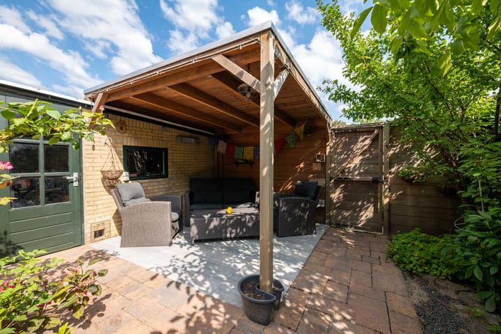 Foto 23 van Dibbetzplantsoen 6