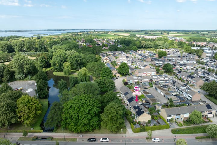 Foto 42 van Dibbetzplantsoen 6