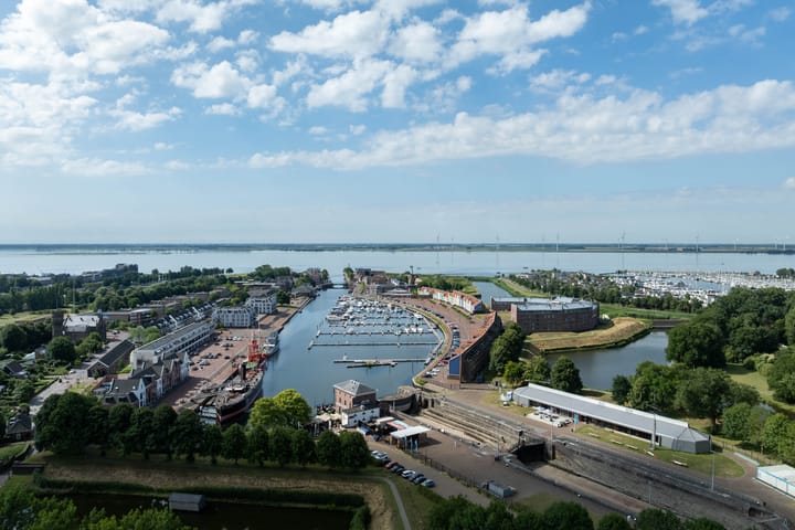 Foto 43 van Dibbetzplantsoen 6